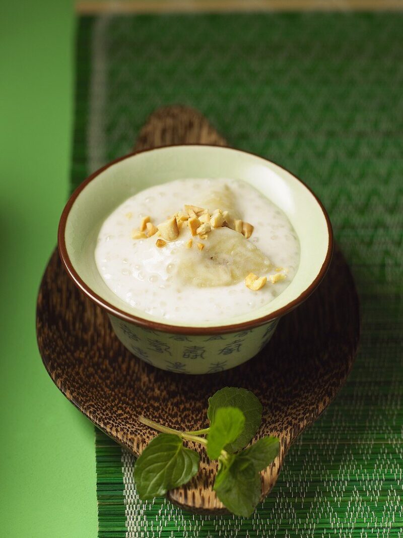 Che Chuoi Chung (Vietnamese Tapioca Pudding)